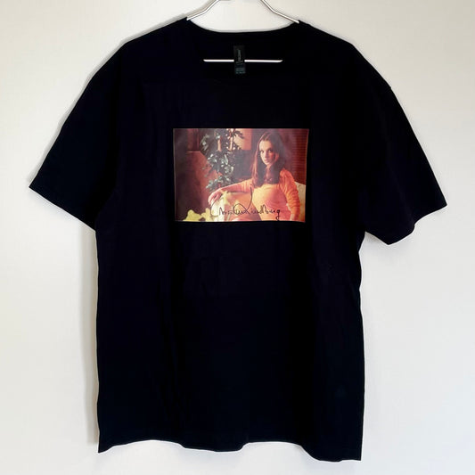Signerad Tee Christina Lindberg