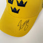 Tre kronor keps och tavla signerad av Filip Forsberg - Gul